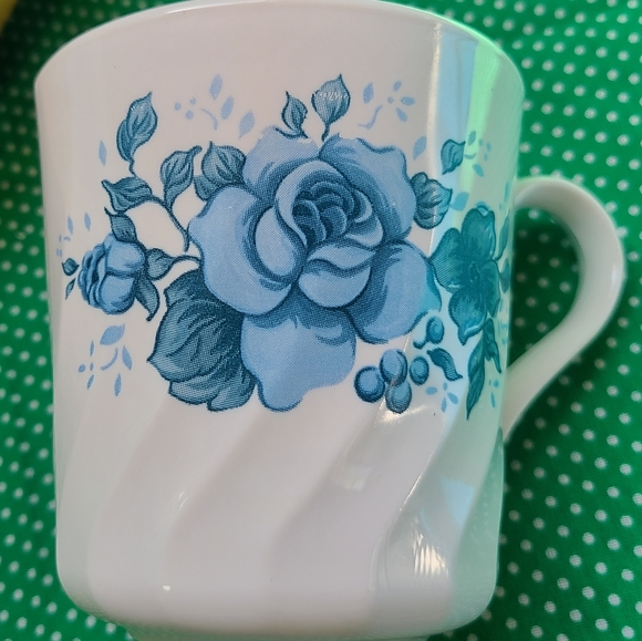 COPY - Set of Four Vintage Corning Blue Rose - Picture 2 of 11